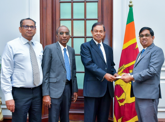 ‘Rebuilding Sri Lanka’ අරමුදලට Union Chemicals Lanka PLC වෙතින් රුපියල් මිලියනක් 